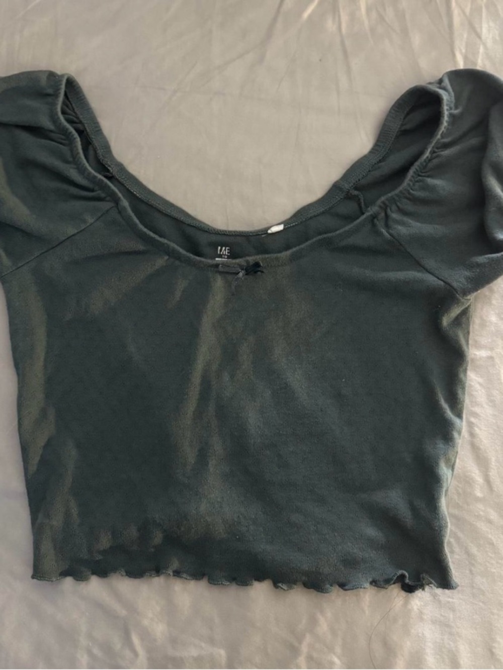 Fitted Black Women's Scoop Neck Crop Top
